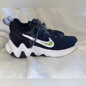 Boys Nikes shoes.